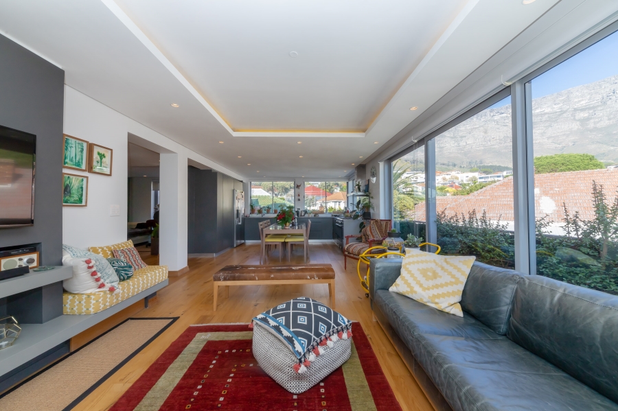 To Let 2 Bedroom Property for Rent in Vredehoek Western Cape